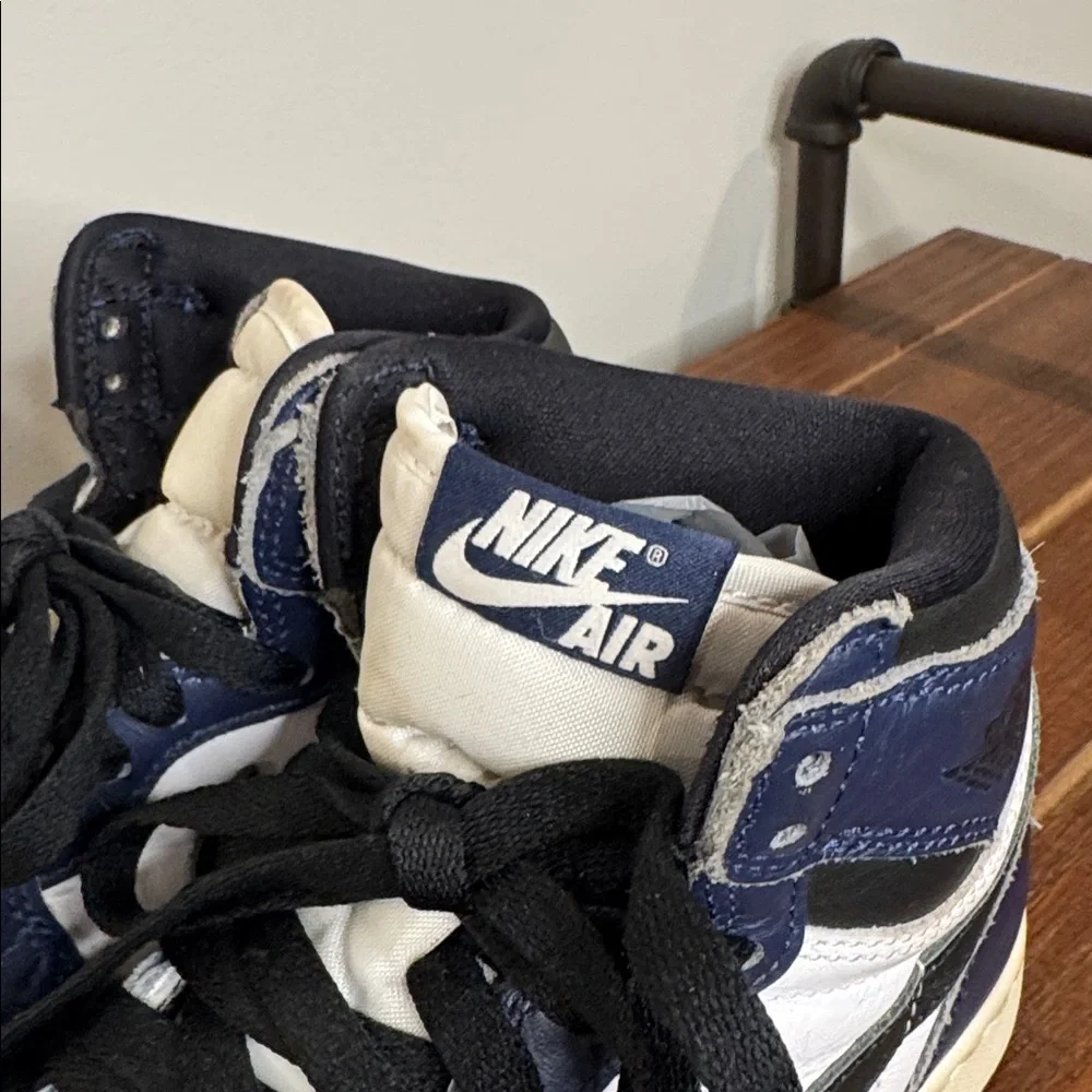 Air Jordan 1 High OG Sneakers Storm Blue and White Basketball Shoes Youth 4‎